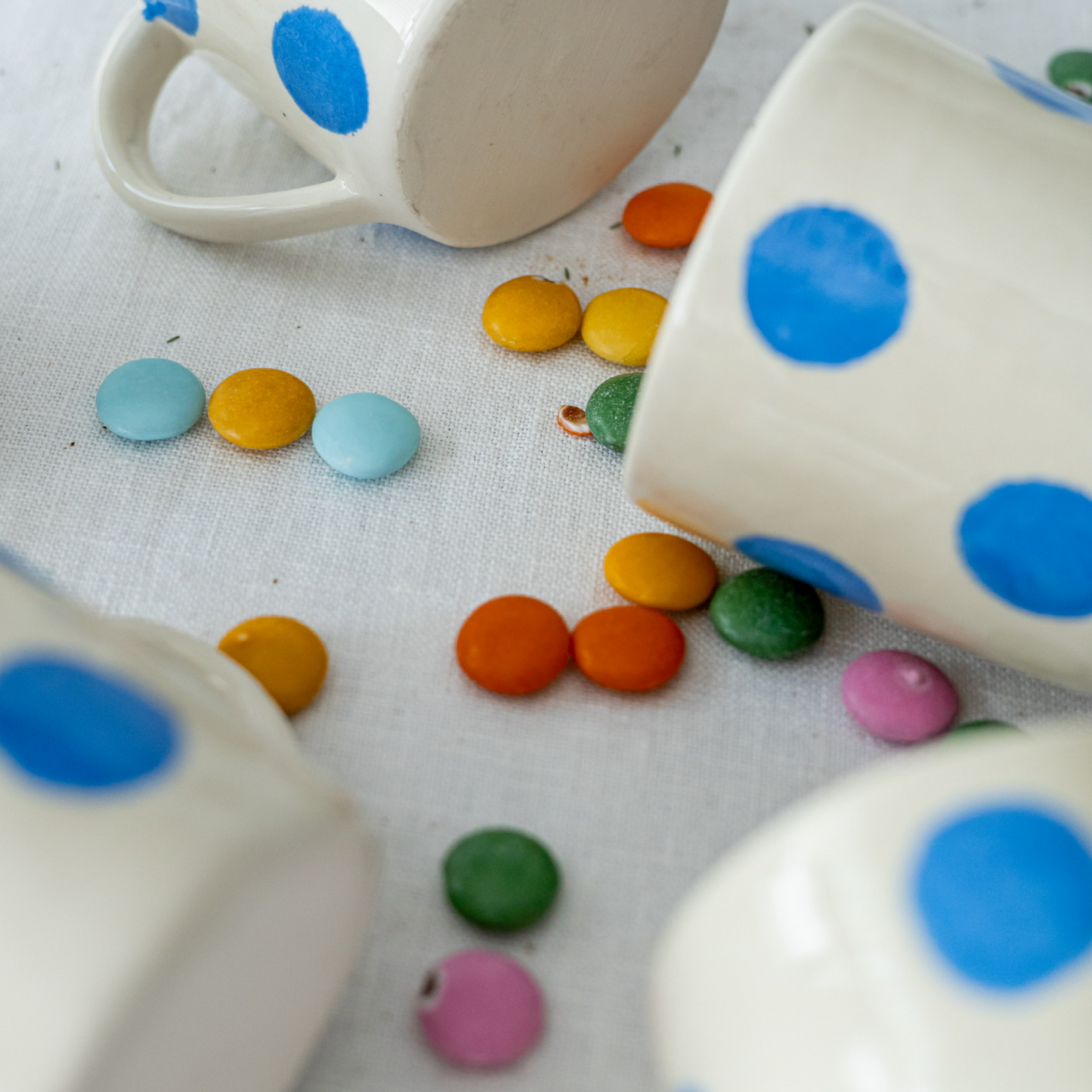 Blue Dots Seramik Fincan