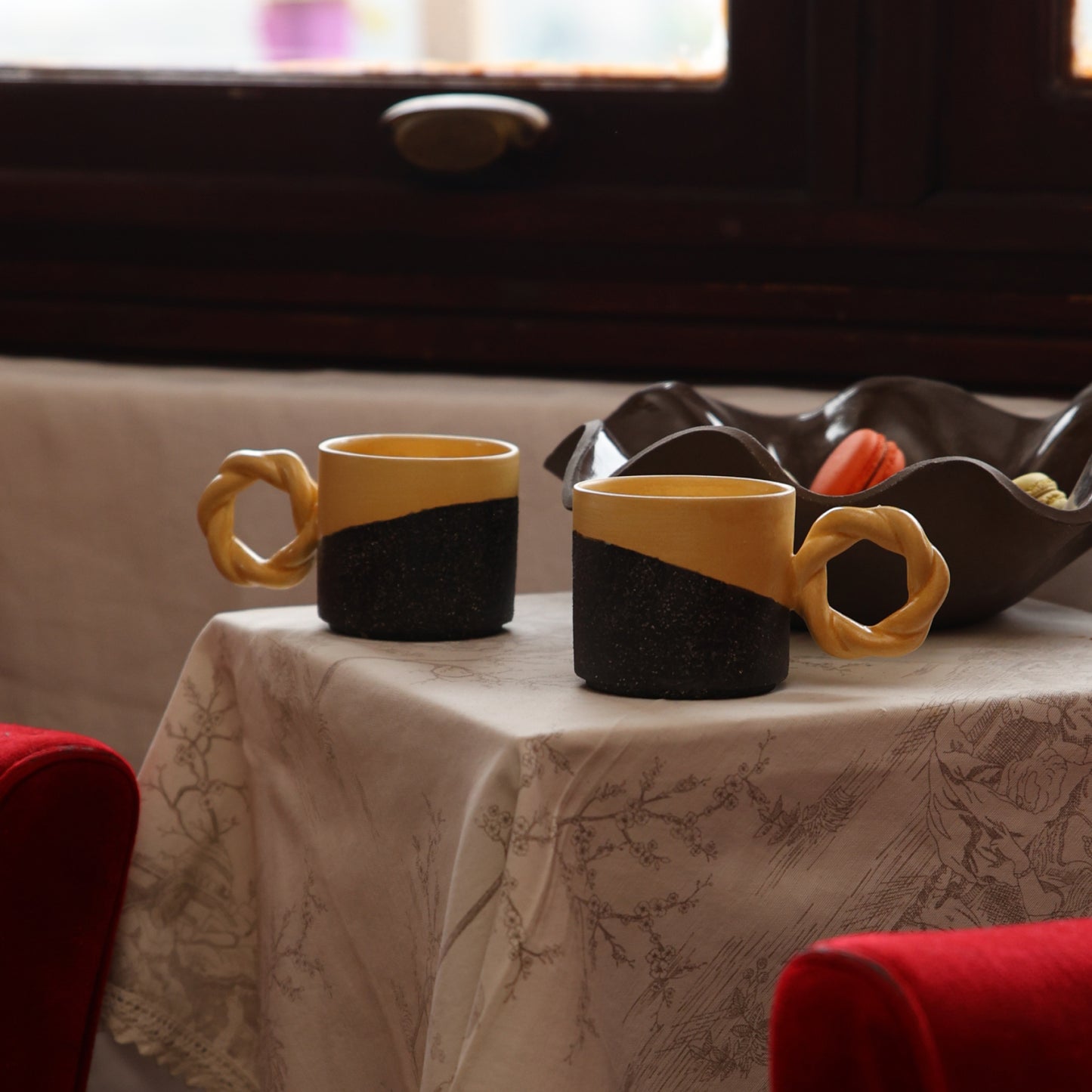 Stone Black Almond Fincan